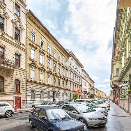 Eotvos 25 Apartment Budapest Luaran gambar